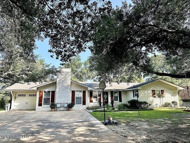 (private lake, pond, coastal) Home For Sale in Vidalia Louisiana