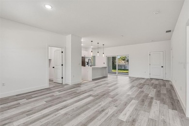 JUST COMPLETED! BRAND NEW 4 BEDROOM, 3 BATH, 2-CAR GARAGE HOME - photo 5