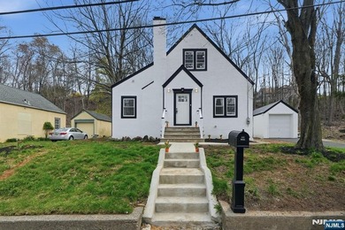 Wow, one of the most beautiful homes currently on the Wayne - photo 2