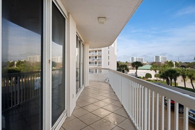This is an end unit on the third floor on the West side of the - photo 33