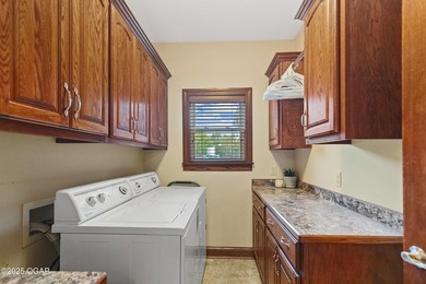 Property Description - Jasper 40 Custom 6-Bedroom 4 Bath Home on - photo 50