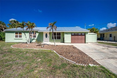 Port Charlotte Waterway Area Home For Sale in Port Charlotte Florida