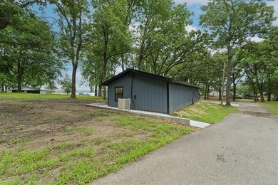 Endless development potential meets modern lakeside living! This - photo 4