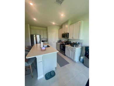 Absolutely immaculate 3 bedroom 2 Bath home plus 4th flex - photo 10