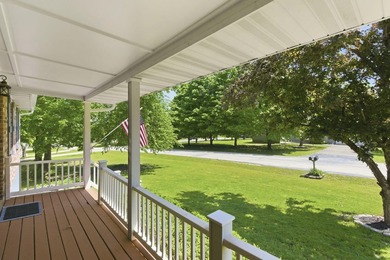 Located in an attractive, established neighborhood in Stockton - photo 4