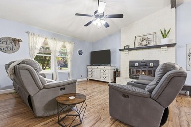 Located in an attractive, established neighborhood in Stockton - photo 6