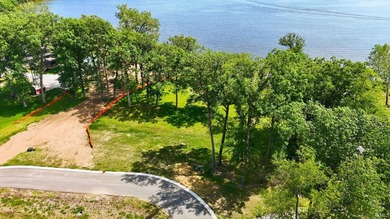 Premier lakefront building site now available at The Oaks. Lot 4 - photo 7
