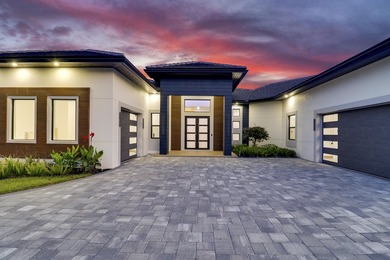 Experience refined living in this exceptional 4-bedroom - photo 3
