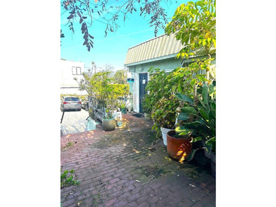 947 Manhattan Beach - photo 12