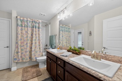 Welcome to 1858 SW Mackenzie Street, just minutes away from I-95 - photo 12