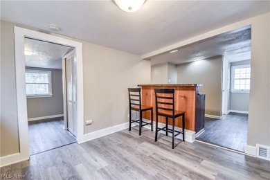 Investor-Friendly Single-Family Ranch - This well-maintained - photo 13