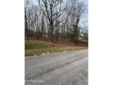 Lake Dartmoor Lot For Sale in Crossville Tennessee