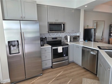 Lake Condo For Sale in Fort Myers, Florida