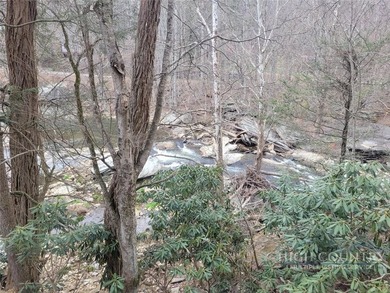 Rare and distinctive mountain retreat in the Hound Ears Club - photo 12