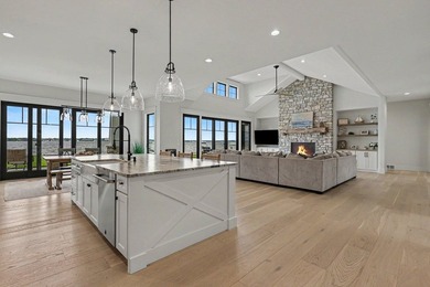 Spectacular custom-built waterfront home completed in 2023 - photo 13