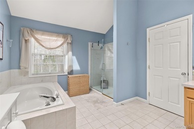 Welcome to 251 Oakwood Road, Oakdale - a stunning custom-built - photo 22