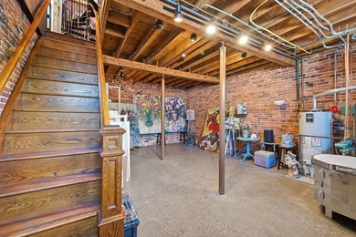 Welcome to Studio 55, a masterfully converted shoe factory - photo 22