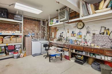 Welcome to Studio 55, a masterfully converted shoe factory - photo 23