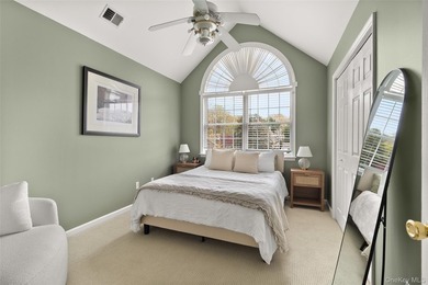 Welcome to 251 Oakwood Road, Oakdale - a stunning custom-built - photo 26