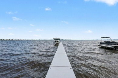 Spectacular custom-built waterfront home completed in 2023 - photo 49