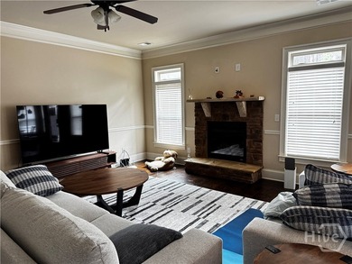 Discover Elegance & Space at 1938 Orchard Drive Welcome to this - photo 11