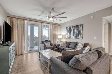 Perfectly positioned in Observation Point, this fully furnished - photo 13