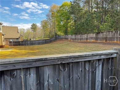 Discover Elegance & Space at 1938 Orchard Drive Welcome to this - photo 16