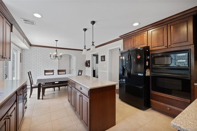 Welcome to this beautifully maintained 3,068 sq. ft. Colonial - photo 8