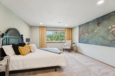 Welcome to Stroebe Island living! This spacious 2-bedroom - photo 10