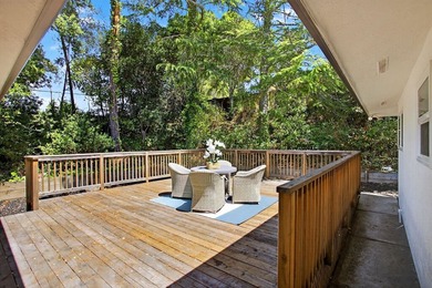 Nestled in the desirable Hills of Oakland, full of natural light - photo 11