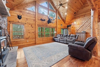 A classic Lincoln Log home set on a private 3+ acre lot, this - photo 14