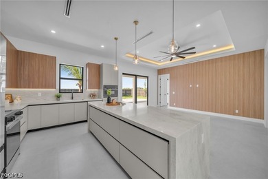 MOTIVATED SELLER - UP TO $10,000 TOWARD BUYER'S CLOSING COSTS - photo 4
