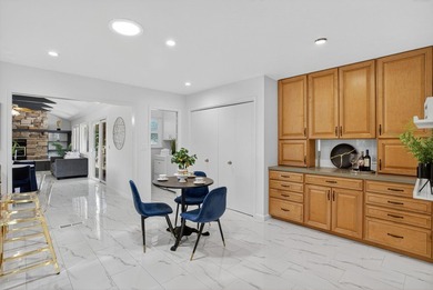 Nestled in the desirable Hills of Oakland, full of natural light - photo 15