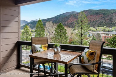 Top-Floor Sophistication, Elevated Style. Beautifully reimagined - photo 20