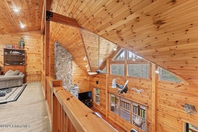 A classic Lincoln Log home set on a private 3+ acre lot, this - photo 26
