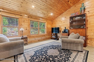 A classic Lincoln Log home set on a private 3+ acre lot, this - photo 27