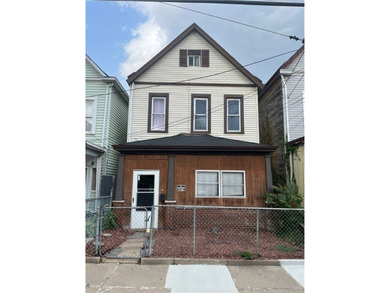 (private lake, pond, coastal) Home For Sale in Braddock Pennsylvania