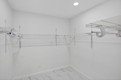 Nestled in the desirable Hills of Oakland, full of natural light - photo 34