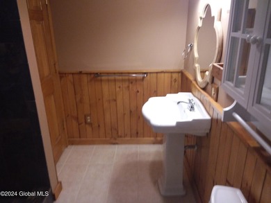 A classic Lincoln Log home set on a private 3+ acre lot, this - photo 35