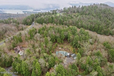 A classic Lincoln Log home set on a private 3+ acre lot, this - photo 43