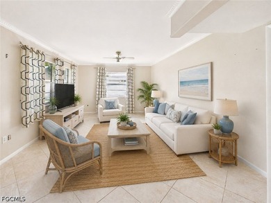 Looking for a home in the heart of Naples? This property has a - photo 3