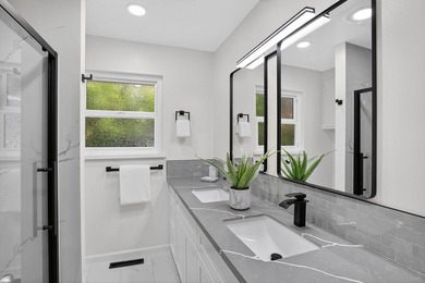 Nestled in the desirable Hills of Oakland, full of natural light - photo 45