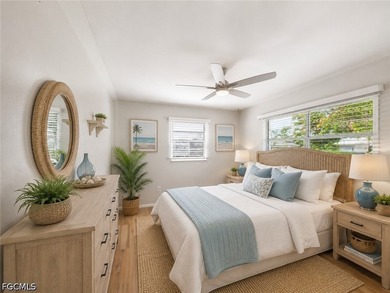 Looking for a home in the heart of Naples? This property has a - photo 9