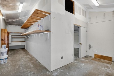 Nestled in the desirable Hills of Oakland, full of natural light - photo 50
