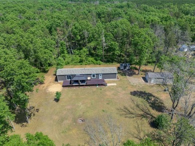 Enjoy this beautiful, wooded retreat and escape from the city - photo 3