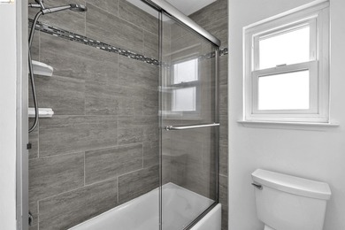 Beautiful townhouse-style, two-story condo featuring 2 bedrooms - photo 18
