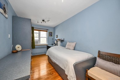 Solid brick home with R4 zoning in a prime Flushing/Fresh - photo 11