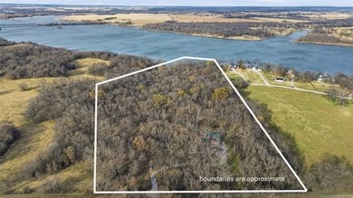 Private 19.5+/- Acre Lake Hudson Estate | Waterfront | Cove - photo 6