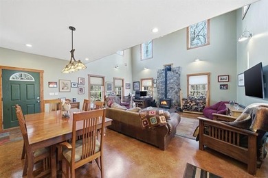 Private 19.5+/- Acre Lake Hudson Estate | Waterfront | Cove - photo 10