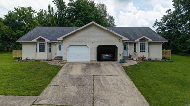 This charming and spacious 2-unit home is currently rented as - photo 1